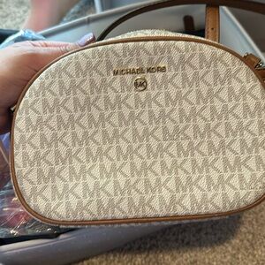 Mk women cross body bag